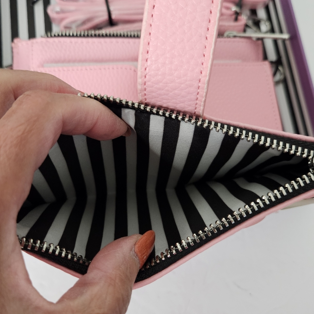Marc Tetro Pink Crossbody Wristlet Wallet - Picture 6 of 6